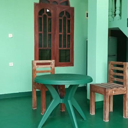 Lagoon Inn Hambantota Exteriér fotografie